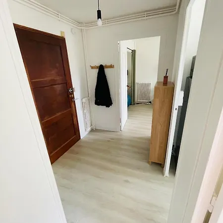 Appartamento Cozy And Bright With Private Parking