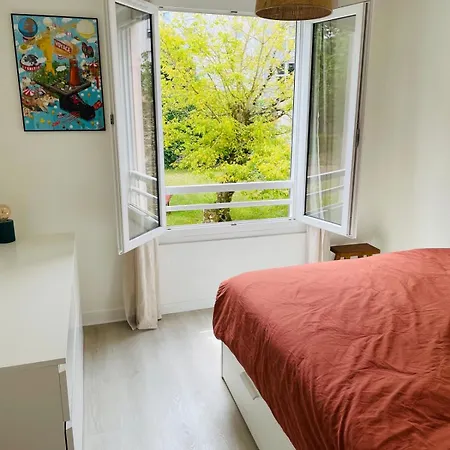 Appartamento Cozy And Bright With Private Parking Nantes